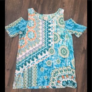 Chico’s cold shoulder tunic top